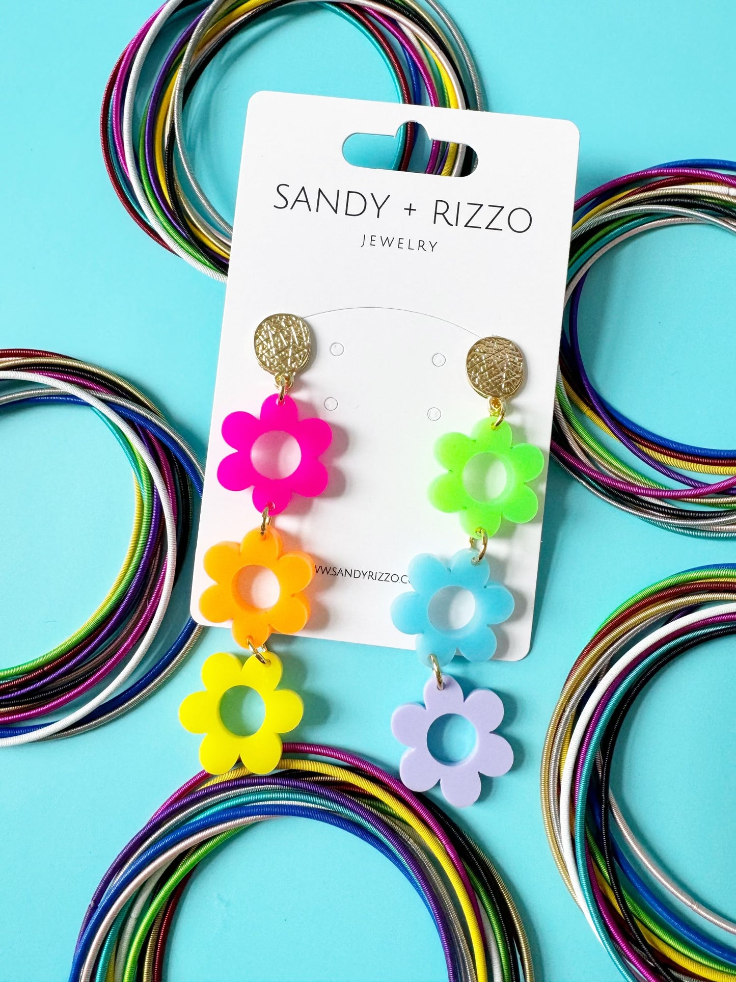 Load image into Gallery viewer, Rainbow Daisy Flower earring
