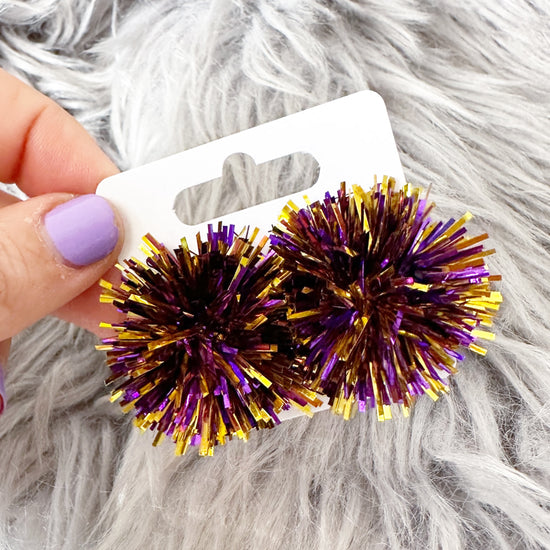 Load image into Gallery viewer, Purple and gold Pom stud
